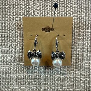 Marcasite Pearl Earrings New